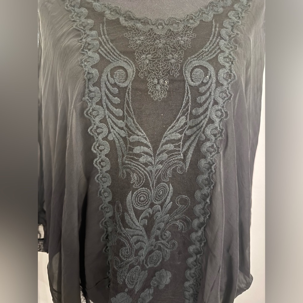 Elegant Black Sheer Women's Top ~ Italy with Dolman Sleeves - Picture 2 of 9